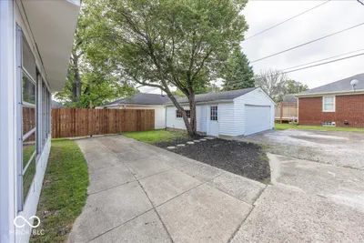 5325 E 10th Street, Indianapolis - 26