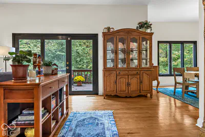 1679 Walnut Trace, Greenfield - 8