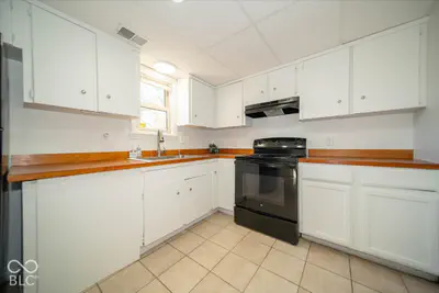 6442 Commons Drive, Indianapolis - 6