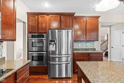 14195 Laura Vista Drive, Carmel - 12