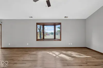 12037 Bearsdale Drive, Indianapolis - 8