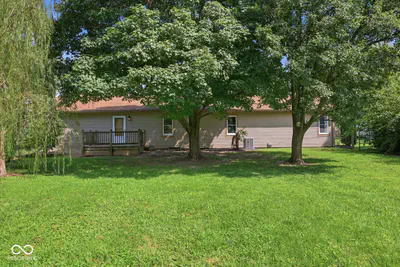 2961 N 100 W, Shelbyville - 36
