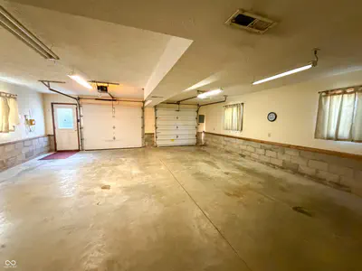 10449 W 300 S, Jamestown - 28