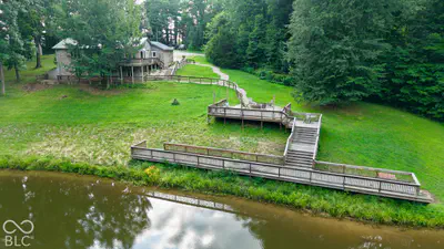 8900 Island Pond Road, Quincy - 4