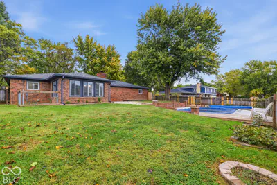 709 W Banta Road, Indianapolis - 32