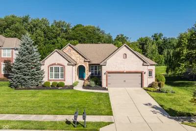 13816 Ambria Drive, McCordsville - 38