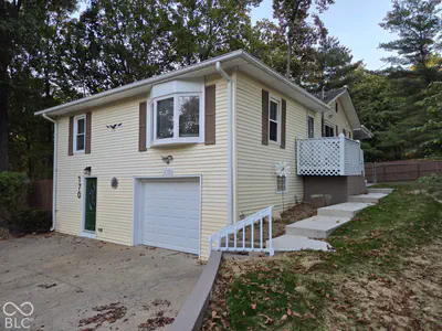 170 White Oaks Street, Fishers