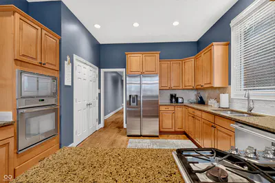 16402 Valhalla Drive, Noblesville - 16