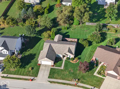 17214 Meggs, Westfield - 45