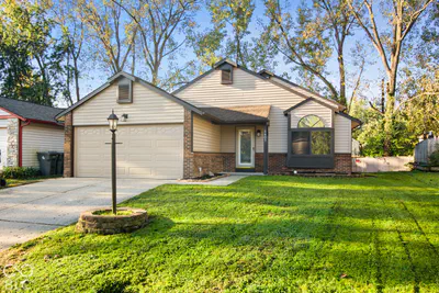 5807 Timber Lake Way, Indianapolis