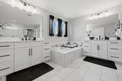 8822 Rockwood Lane, Indianapolis - 34