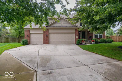 11979 Sellerton Drive, Fishers