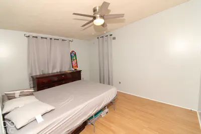 1704 Country Manor W, North Vernon - 11