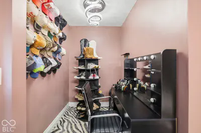 5976 Williams Drive, Plainfield - 23