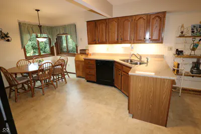 714 Edgewood Drive, Batesville - 3