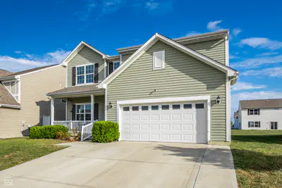 828 Blue Ash Trail, Greenwood - 3