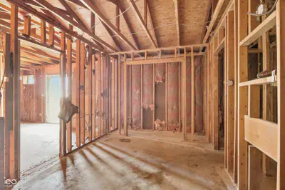 7020 - 7032 Twin Oaks Drive, Indianapolis - 33