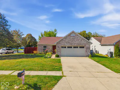 8440 Armistead Ln, Indianapolis - 2