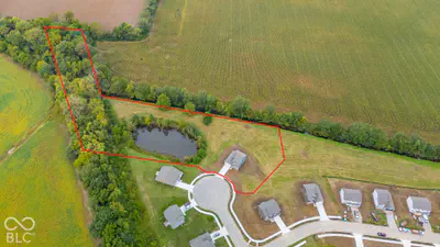 8614 Seneca Drive, Muncie - 2