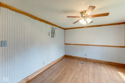 22110 Beacon Street, Metamora - 27