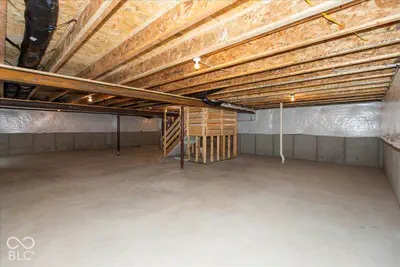 6233 Millstone Run, McCordsville - 37