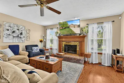 7291 Plantation Lane, Avon - 12