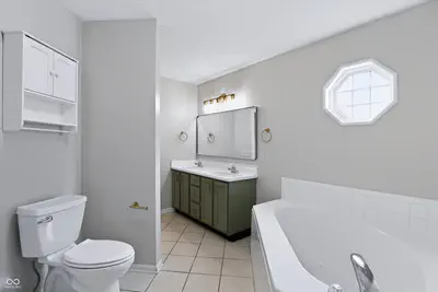 10348 Northbrook Drive, Fishers - 12