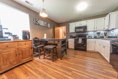 8027 Burbrink Drive, Columbus - 7
