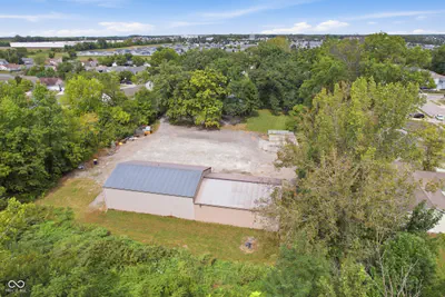9725 E 46th Street, Indianapolis - 47