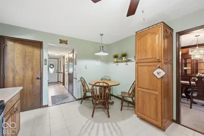 592 Echo Bend Boulevard, Greenwood - 24