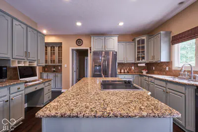 9858 Springstone Road, Fishers - 11