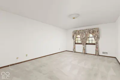 55 Bennington Drive, Zionsville - 21