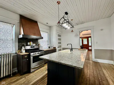 389 Washington Street, Martinsville - 17