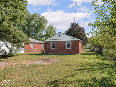 366 Webster Avenue, Indianapolis - 16