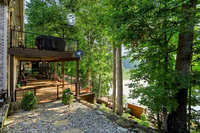 7511 Poplar Point Drive, Trafalgar - 93