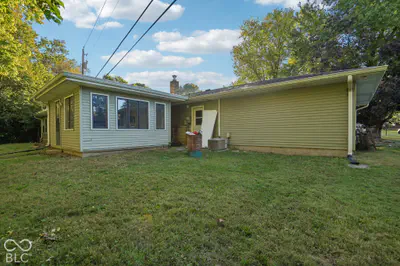 9759 Sunset Lane, Elwood - 37