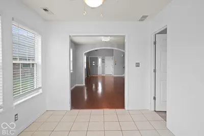 907 Amesbury Court, Indianapolis - 11