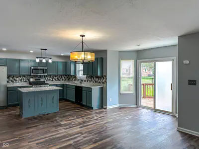 8560 Springview Drive, McCordsville - 5