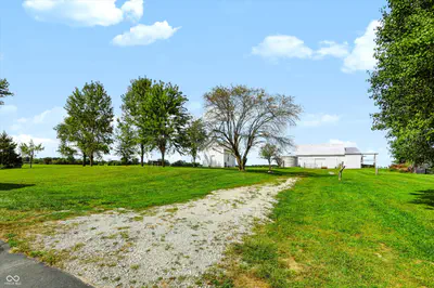 9510 235th Street, Cicero - 73