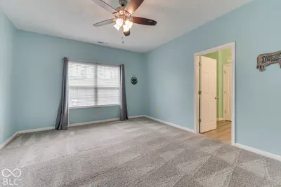 4715 Ventura Boulevard, Plainfield - 20