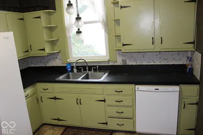 11 Bloomington Street, Greencastle - 3