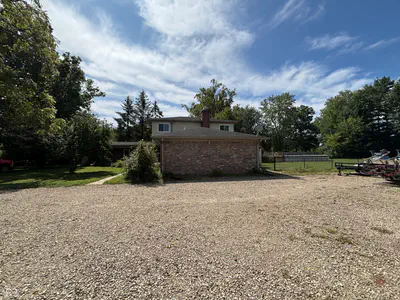 1656 150, Greenfield - 34