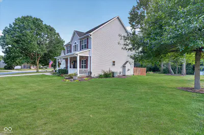 6781 Fieldstream Drive, Plainfield - 3