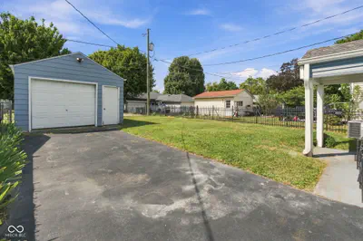 2462 Delaware Street, Indianapolis - 16