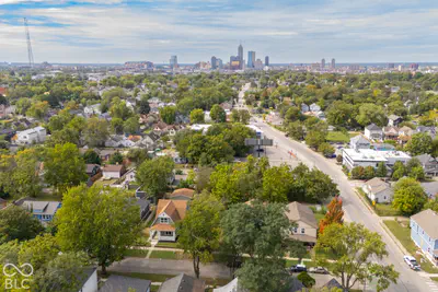 246 N Tacoma Avenue, Indianapolis - 4