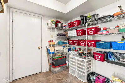 6852 Maywood Circle, Avon - 11