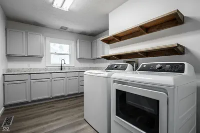 7313 Highburry Drive, Indianapolis - 20