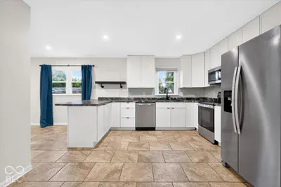 2815 Yellowwood Court, Columbus - 8