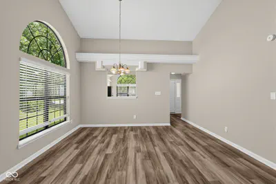 1102 Winding Hart Drive, Indianapolis - 3