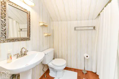 690 High Street, Middletown - 24